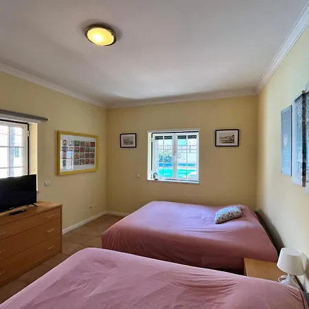 ベッド・アンド・ブレックファスト With Palm Tree Heated Pool *