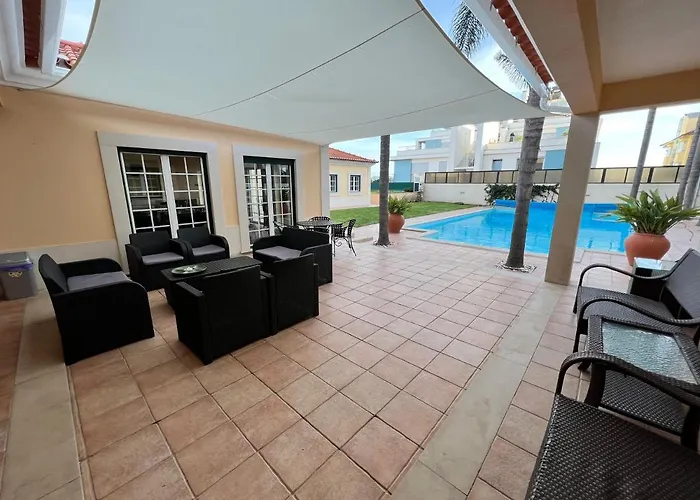 לינה וארוחת בוקר With Palm Tree Heated Pool סאו מרטיניו דו פורטו