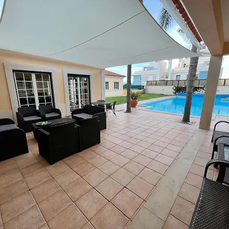 Bed and Breakfast With Heated Pool Sao Martinho do Porto